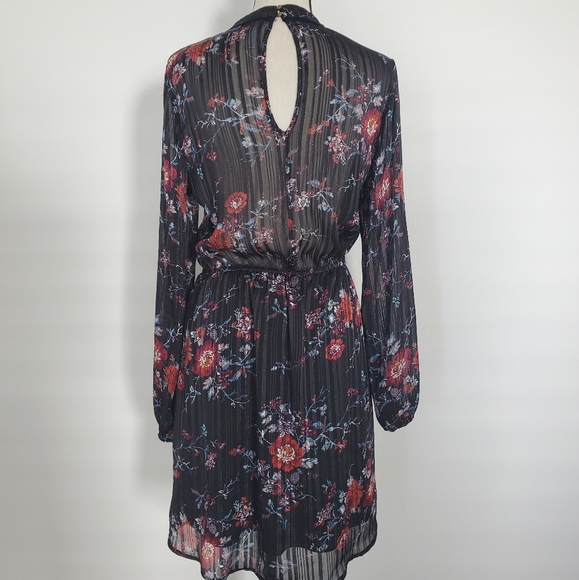 Dark floral dress - Picture 3 of 6